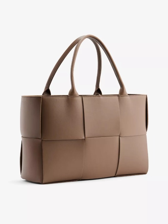 Lunella | Borsa Tote con Finiture Dorate