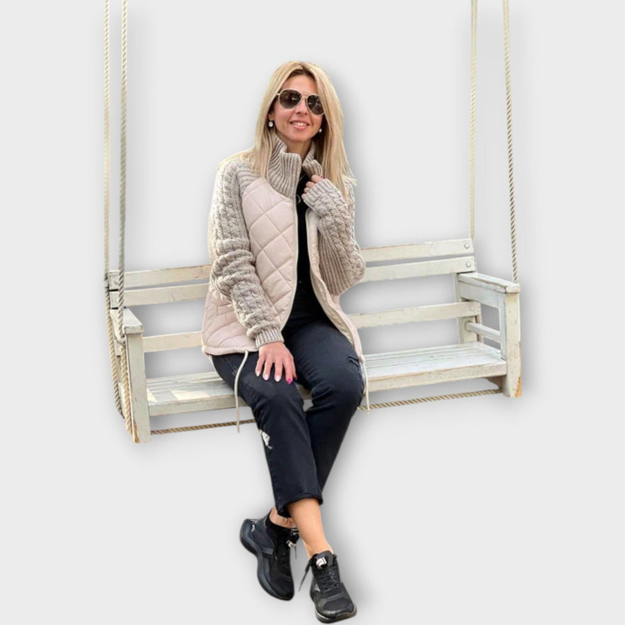 LIVIANE™ | GIACCA CHIC IN MAGLIA RIFINITA