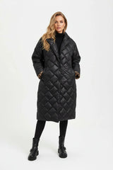 Cappotto imbottito premium con fodera a stampa leopardata